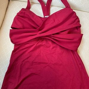 Lululemon top